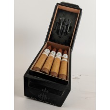 Hooten Young MA Deuce Cigar - Box of 20 Hooten Young MA Deuce Cigar - Box of 20