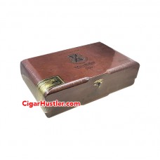 Fuente Fuente OpusX Robusto Cigar - Box of 32 Fuente Fuente OpusX Robusto Cigar - Box of 32