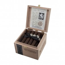 Liga Privada No. 9 Robusto Oscuro Cigar - Box Liga Privada No. 9 Robusto Oscuro Cigar - Box