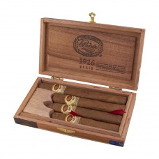Padron 1926 Natural Gift Set Cigar - Box of 4 Padron 1926 Natural Gift Set Cigar - Box of 4