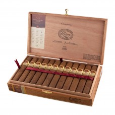 Padron 1926 No. 9 Natural Robusto Gordo Cigar - Box Padron 1926 No. 9 Natural Robusto Gordo Cigar - Box